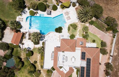 Lavreotiki Apartment | Rimi Luxurious Villa Sounio