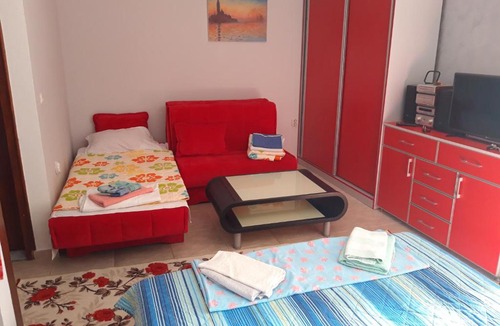 Rafajlovici Apartment | Riminn