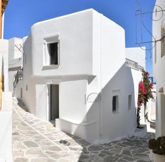 Lefkes Apartment | Rina Houses