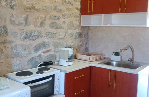 Omales House | Rinio's Stone House – Authentic Mani Experience with Sea Views Built in 1896