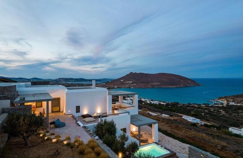 Piso Livadi Villa | Rising Sun Villa with Sea View & Mini Pool, near Naousa