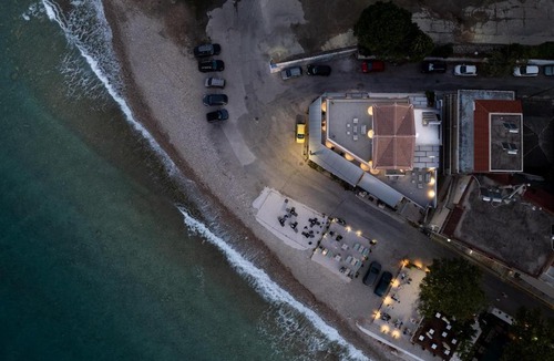 Poros Apartment | Ristanis Potami Mare Beachfront Retreat