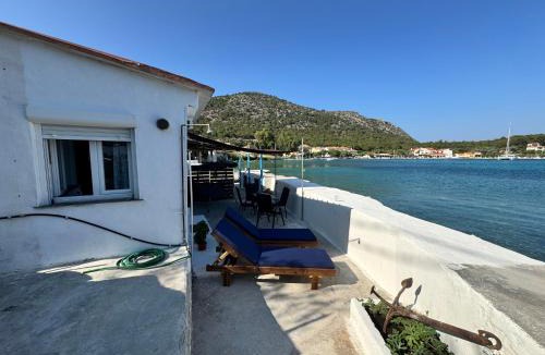 Poseidonio Apartment | Riva Blue Silence -Seafront Retreat