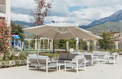Igalo Apartment | River side 5