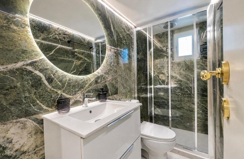 Voula Apartment | Riviera Escape - Stylish 1BR Near the Sea by ΜΡS