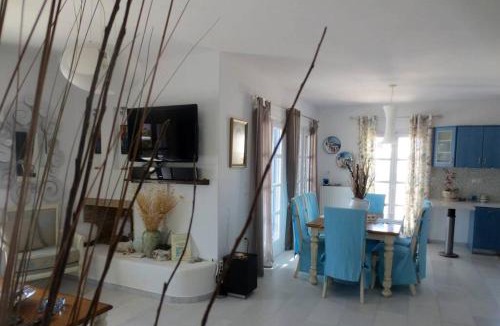 Naxos Villa | Riviera Paradise : unique vacations experience