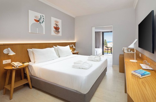 Agnos Hotel | Roda Beach Resort & Spa All-inclusive