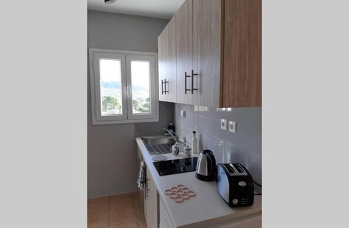 Kateleios Apartment | Rodanthy III