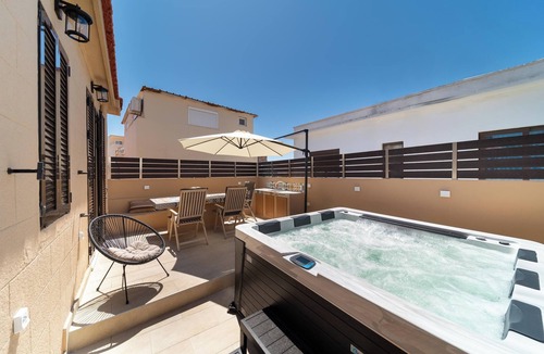 Rhodes Town Villa | Rodos Aqua Luxury Villa close to Rhodes