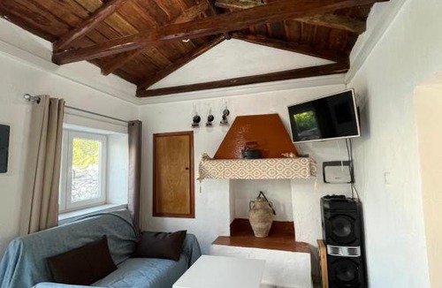 Antipaxos House | Rodovani Cottage