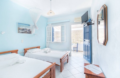 Herronisos Hotel | Romanza
