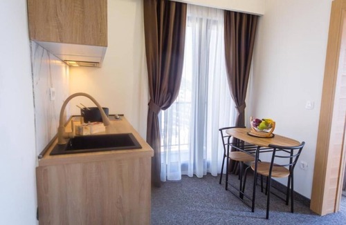 Lazi Apartment | Rooftop Apartments & Rooms