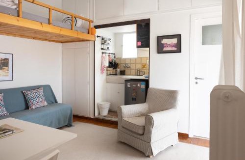Exarhia Apartment | Rooftop Athens Central Studio