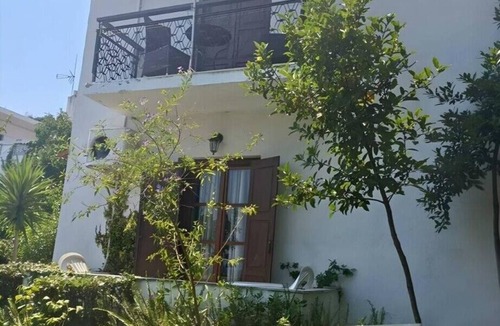 Psaropouli Apartment | Room 'Orama 37' with Sea View, Wi-Fi and Air Conditioning