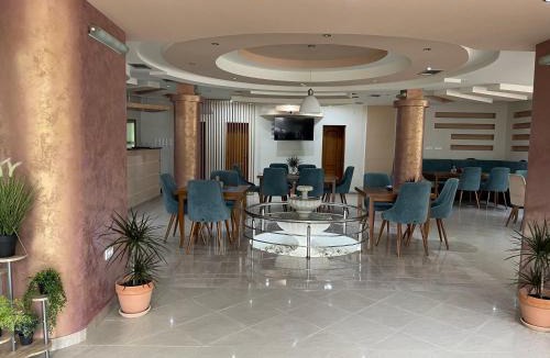 Plav Hotel | Rooms5E