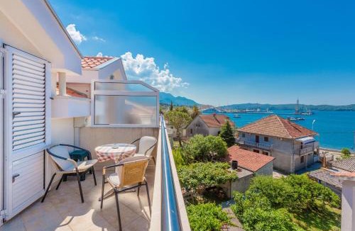 Tomicici Apartment | Rosic Apartments Tivat