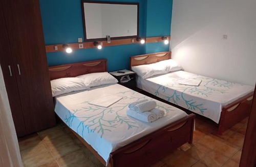 Paralia Skotinis Hostel | Roula manou