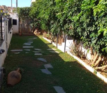 Spata-Artemida Apartment | Roulas Cozy Apartments