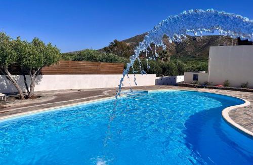 Vigla Apartment | Rousolakos Pool Apartments