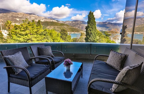 Budva Apartment | Royal Gardens Luxury Apartments - 19 rooms