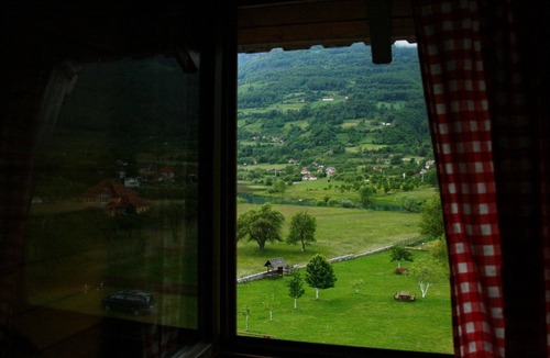 Plav Apartment | Rustic Style Triple Studio Near The Lake