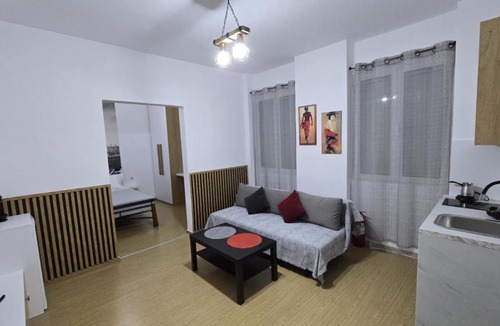 Piraeus Apartment | S&A apartments