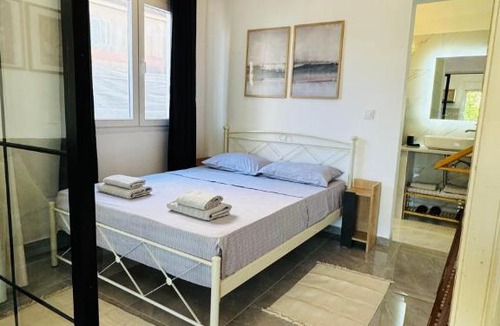 Salamis House | Salamina Urban Escape B