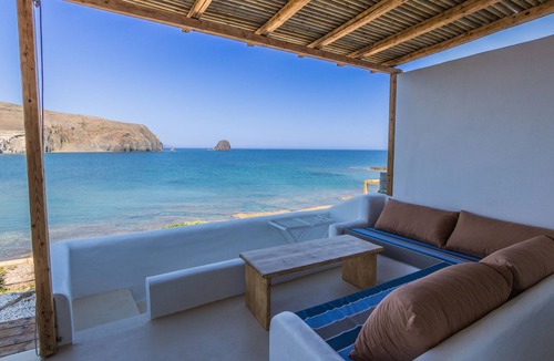 Apollonia Hotel | Salt Suites by Mr and Mrs White
