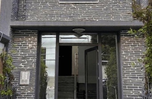 Ishem House | Salty Flat at Gjiri Lalzit