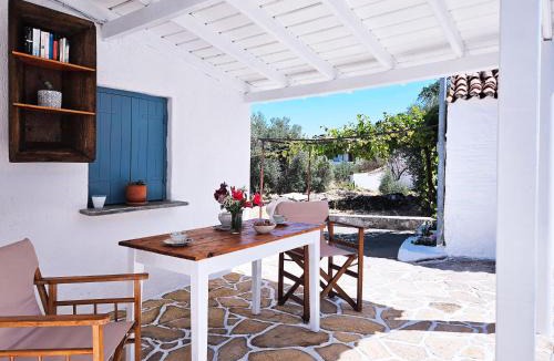 Marathokampos House | Samos Retroscape