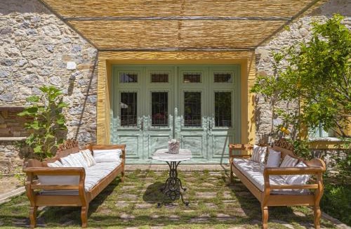 Karlovassi Villa | Samos Wine Factory Villa