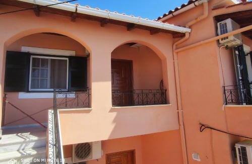 Lakones Apartment | San Vlassis Area Apartment