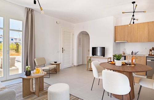 Molos Apartment | Sanders Paros Gardens - Sweet 1-Bdr Apt w Patio