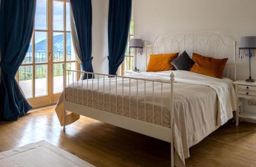 Mojdez Villa | Santa Barbara House