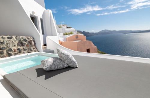 Oia Villa | Santo Blue Horizon - The Blue Domes View