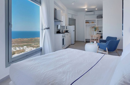 Vourvoulos Hotel | SantoView Villas