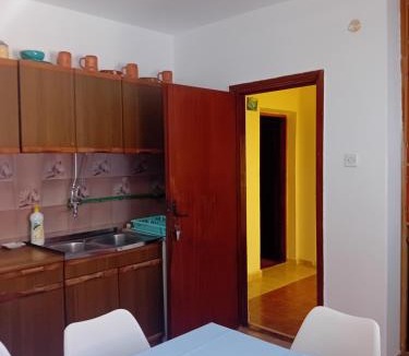 Maini House | Sara apartments