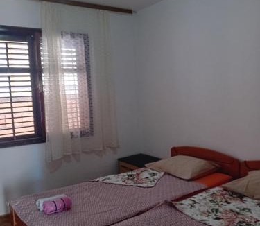 Maini House | Sara apartments