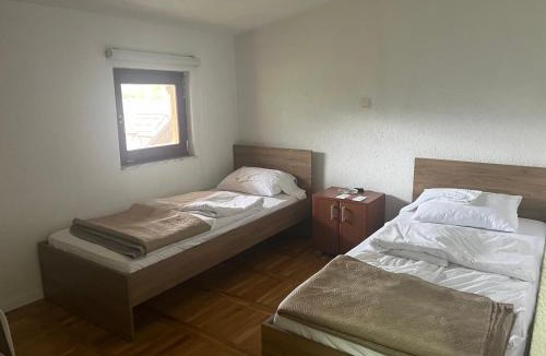 Downtown Bed & Breakfast | SARAH APARTMENTS