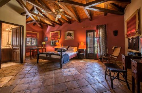 Agia Marina Villa | Sarakino House of Literature