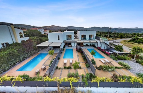 Corinth Hotel | Saronia Estate