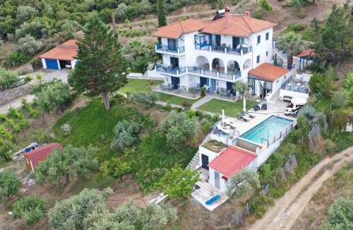 Sarti Bed & Breakfast | Sartivista Bed & Breakfast