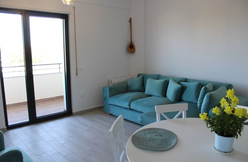 Golem Apartment | Savana Modern Apartment by the sea 2-bedroom with Fiber WiFi, AC