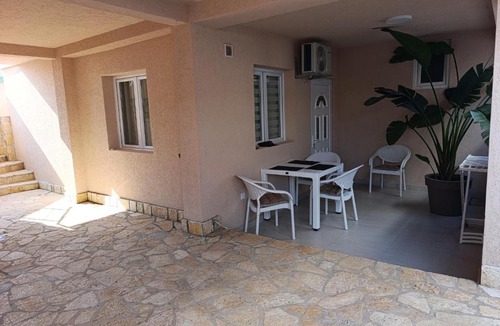 Dobra Voda Apartment | Sayohat Apartments