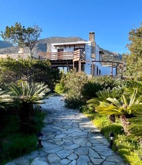 Karystos Apartment | Scenic Coastal Getaway