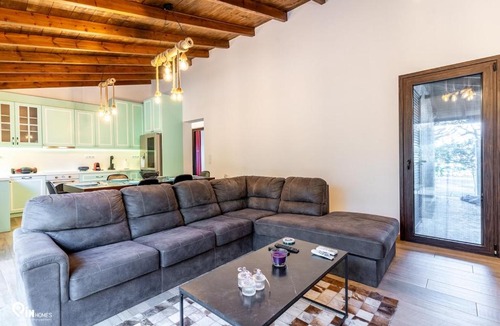 Schinias House | 'Schinias Bay'Stone & Wood House Next To The Sea