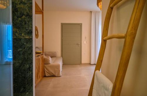 Schinoussa Town Apartment | Schinoza luxury suites