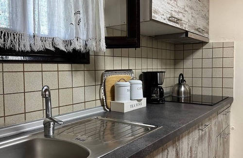 Pyrgos Apartment | Sea and Garden View Apartment - Genari Beach