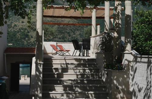 Dobrota Apartment | Sea Front 171