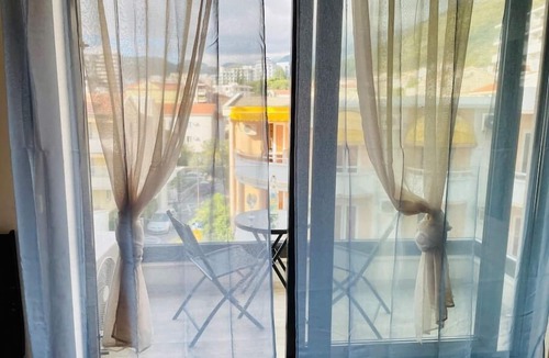 Rafajlovici Apartment | Sea Glass Sunset